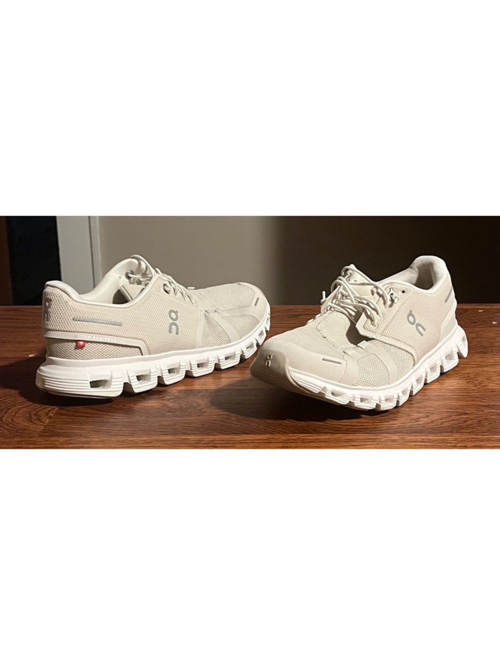 On Running Cloud Sneakers Women's Size 7.5